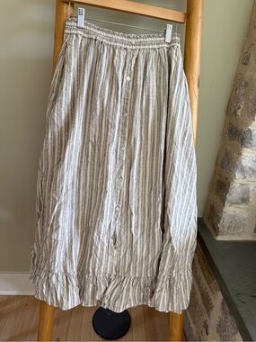 NWOT Rylee + Cru Cream and Gray Striped Button-Front Maxi Skirt